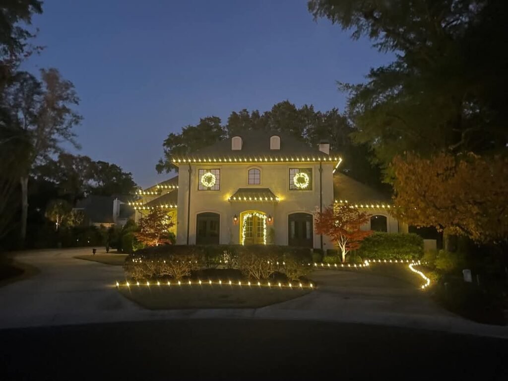 holiday lights installation landfall